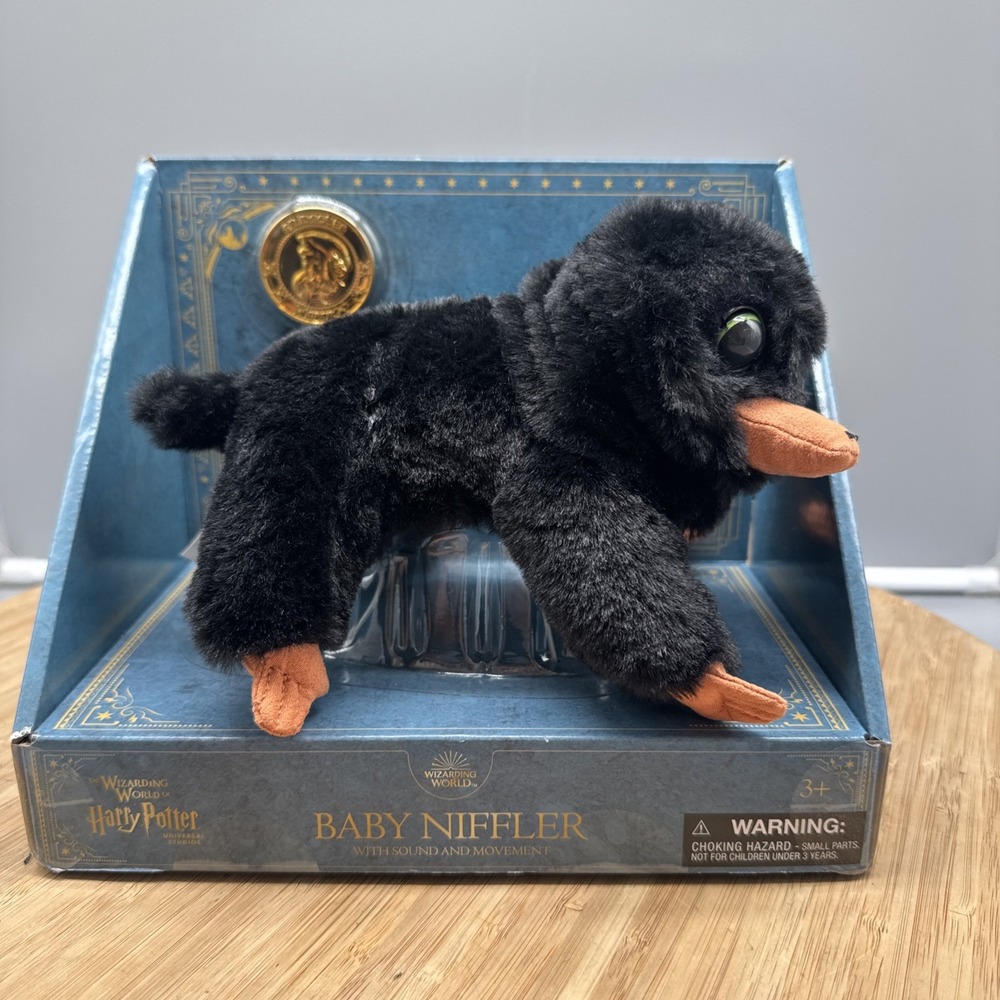 Baby Niffler Universal Studios Harry Potter Shoulder Magnet Sound Movement NIB